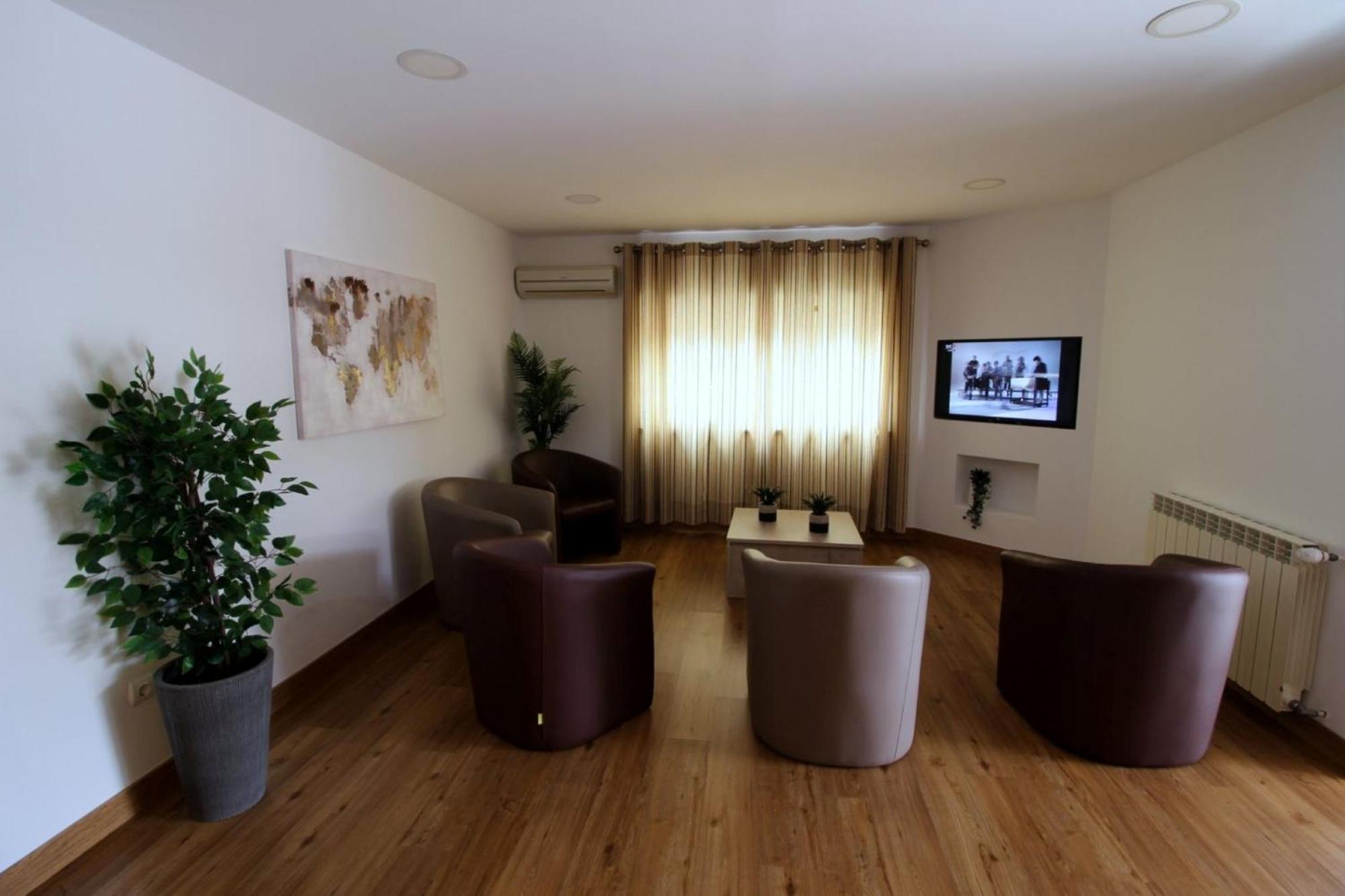 Hotel Rota Malhoa Фигейро-душ-Виньюш Экстерьер фото
